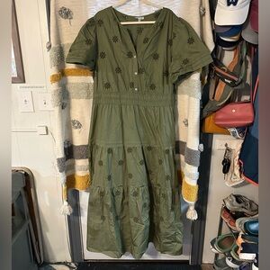 Rose & Everly Green Eyelet Smocked Waist Maxi Dress - XXL